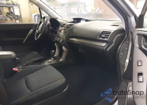 2014 Subaru Forester 2.5I Premium из США, поврежденный, VIN JF2SJAECXEH431129